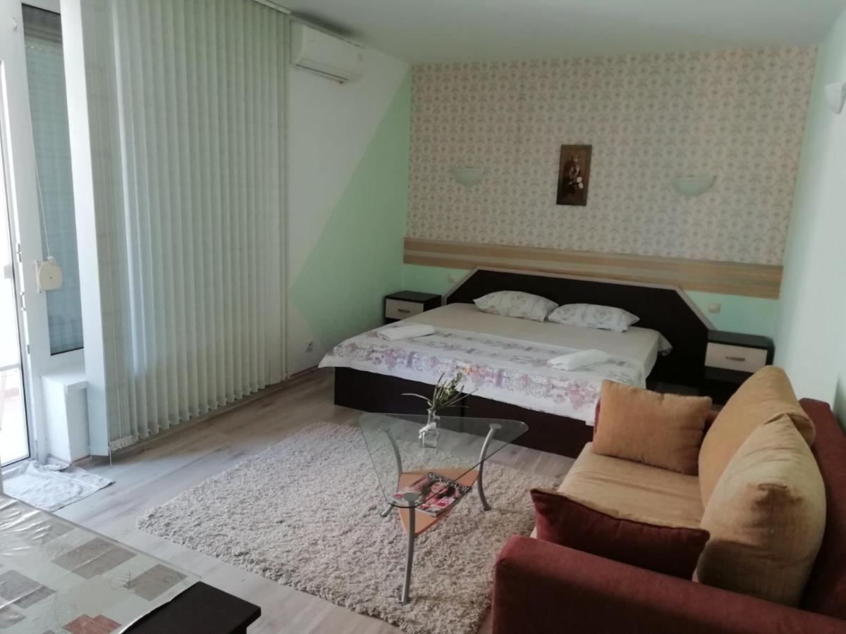Art Guest House Orchidea Pomorie Exteriör bild