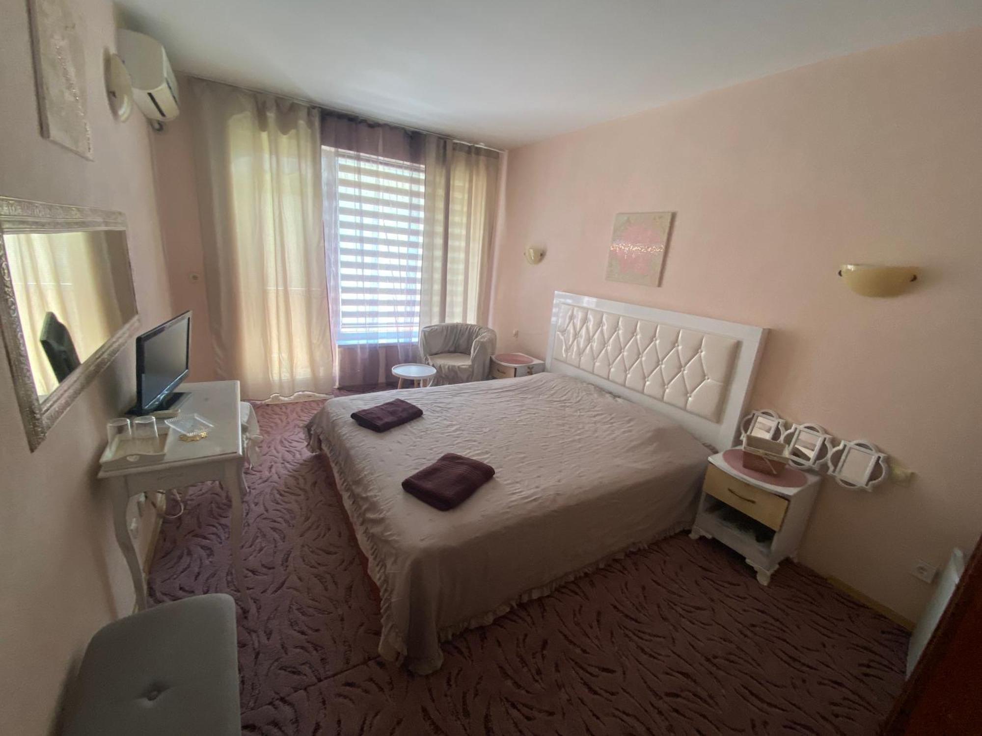 Art Guest House Orchidea Pomorie Exteriör bild